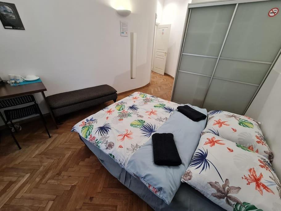 Fantastic Waw - Ok11 Room B Варшава Екстериор снимка